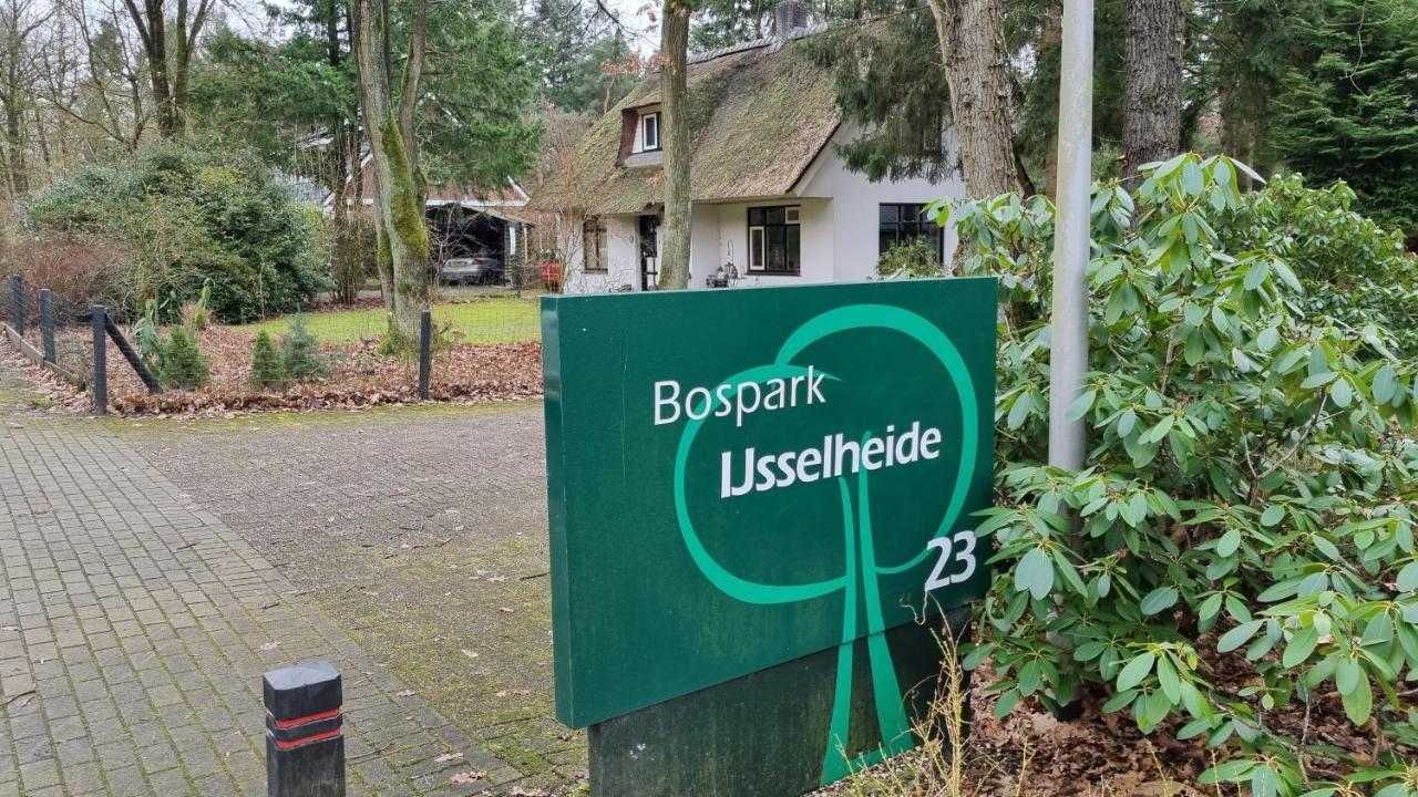 De Bonte Specht Hotel Hattemerbroek Exterior photo